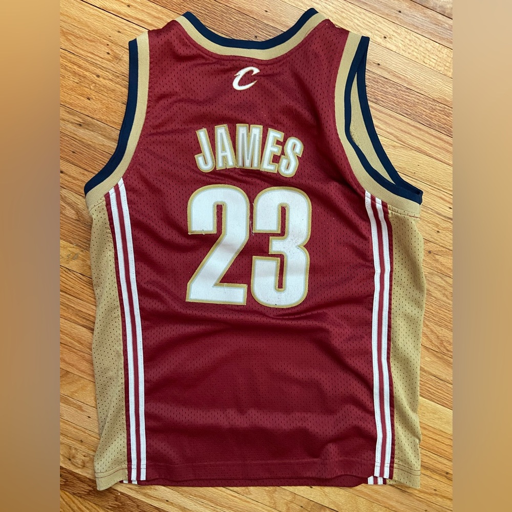 Lebron James Jersey Cleveland Cavaliers Jersey #23 Stitched Kids Medium